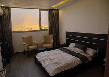 Single Room with Pyramids View